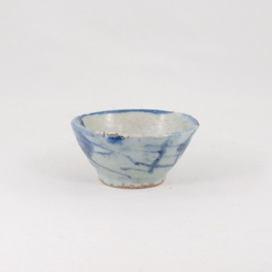 Teaware The Chinese Tea Shop | Antique Porcelain Blue And White Grass Pattern Tea Cup #1